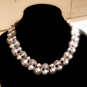 Chico’s Silver Beaded Choker